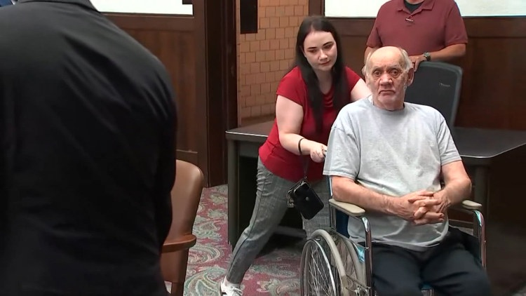 Grandfather charged in Ohio child endangerment case found not competent to stand trial