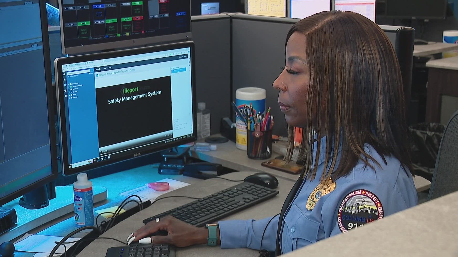 Wendy Massey is a 911 dispatcher supervisor for Columbus. She lifts weights to manage her stress and eventually became a professional bodybuilder.