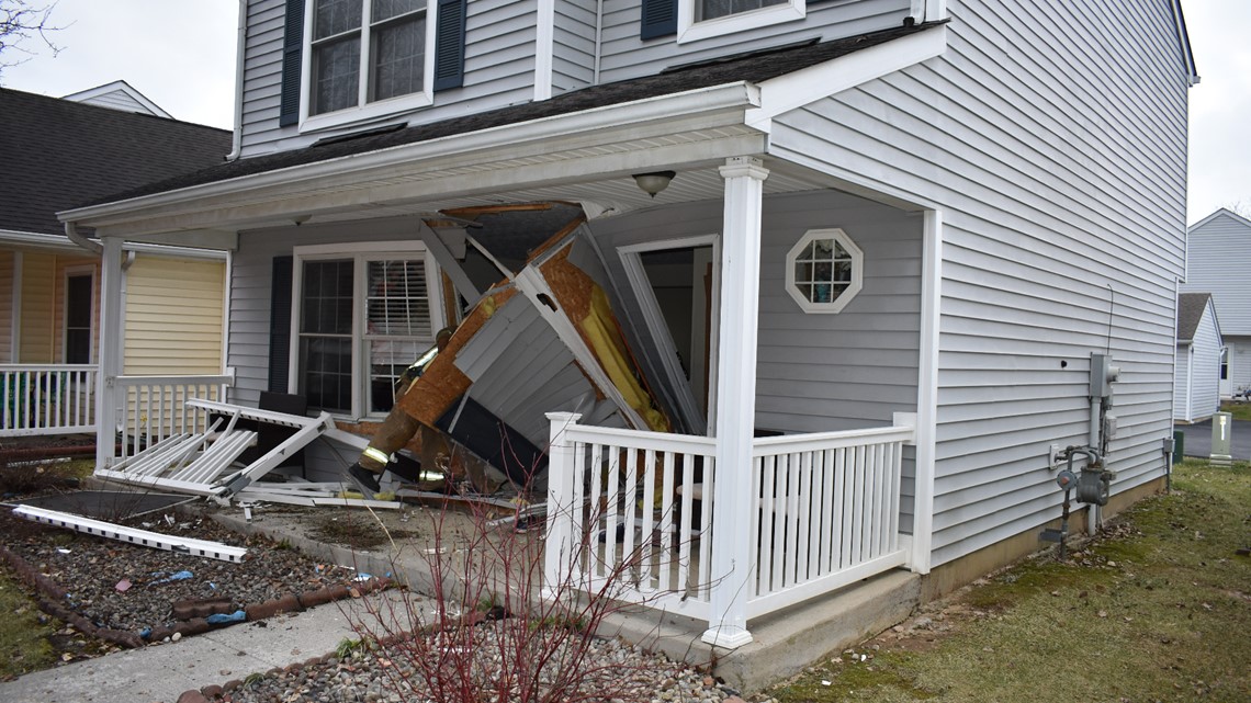 Teen crashes stolen vehicle into southeast Columbus home - Vimarsana News