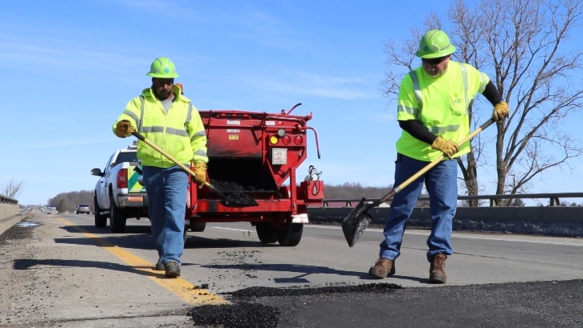 Melting snow, swing in temperatures creates perfect combination for potholes - Vimarsana News