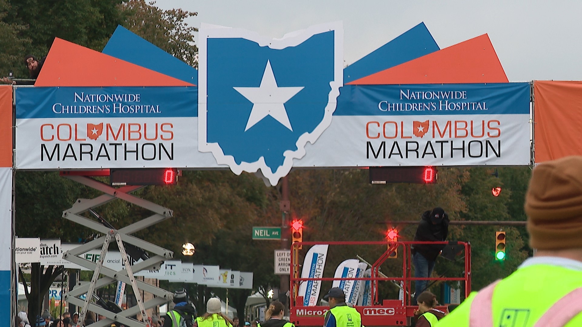 What streets will be closed for Columbus Marathon this weekend