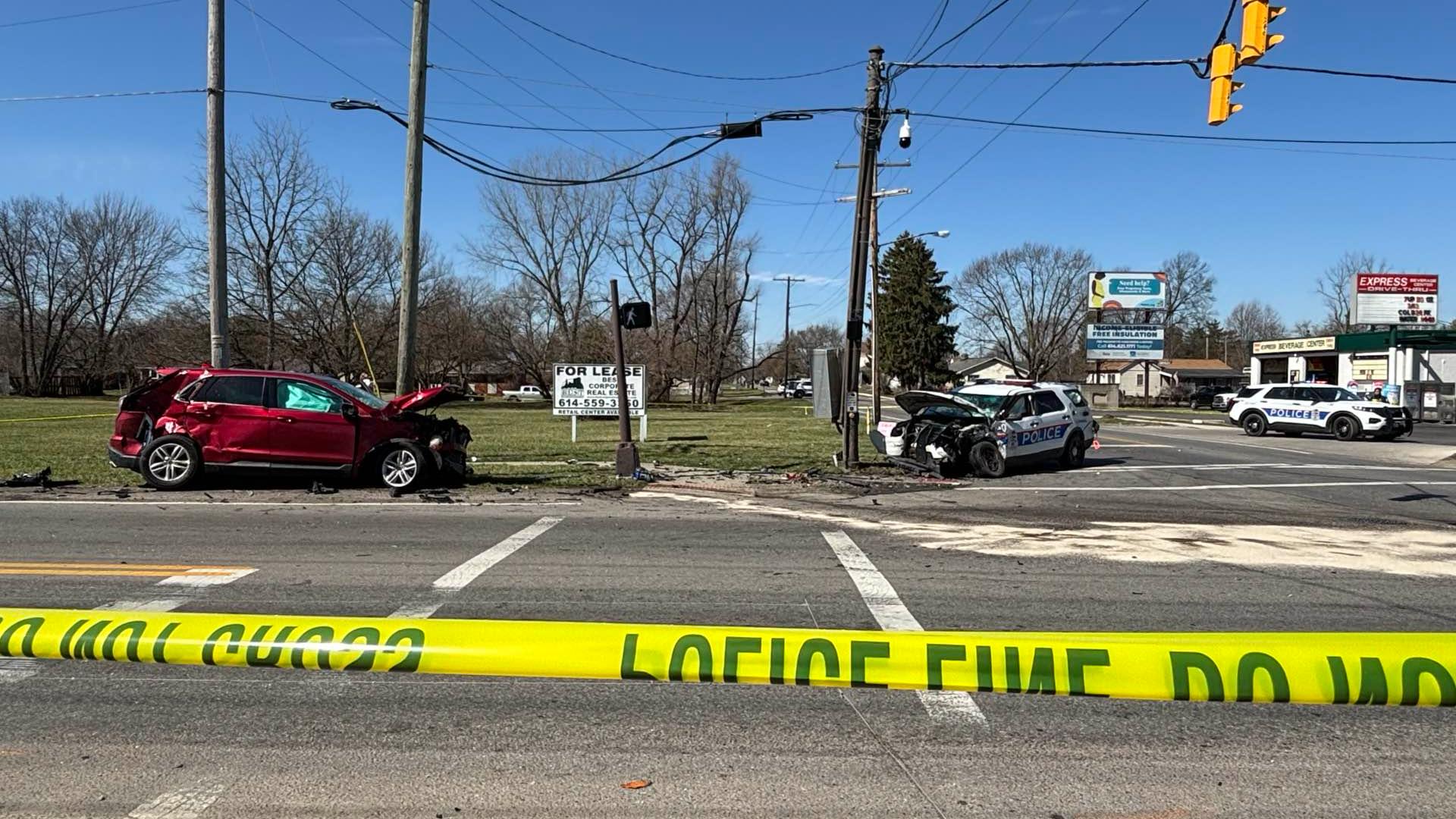Columbus officer injured in south side crash | 10tv.com