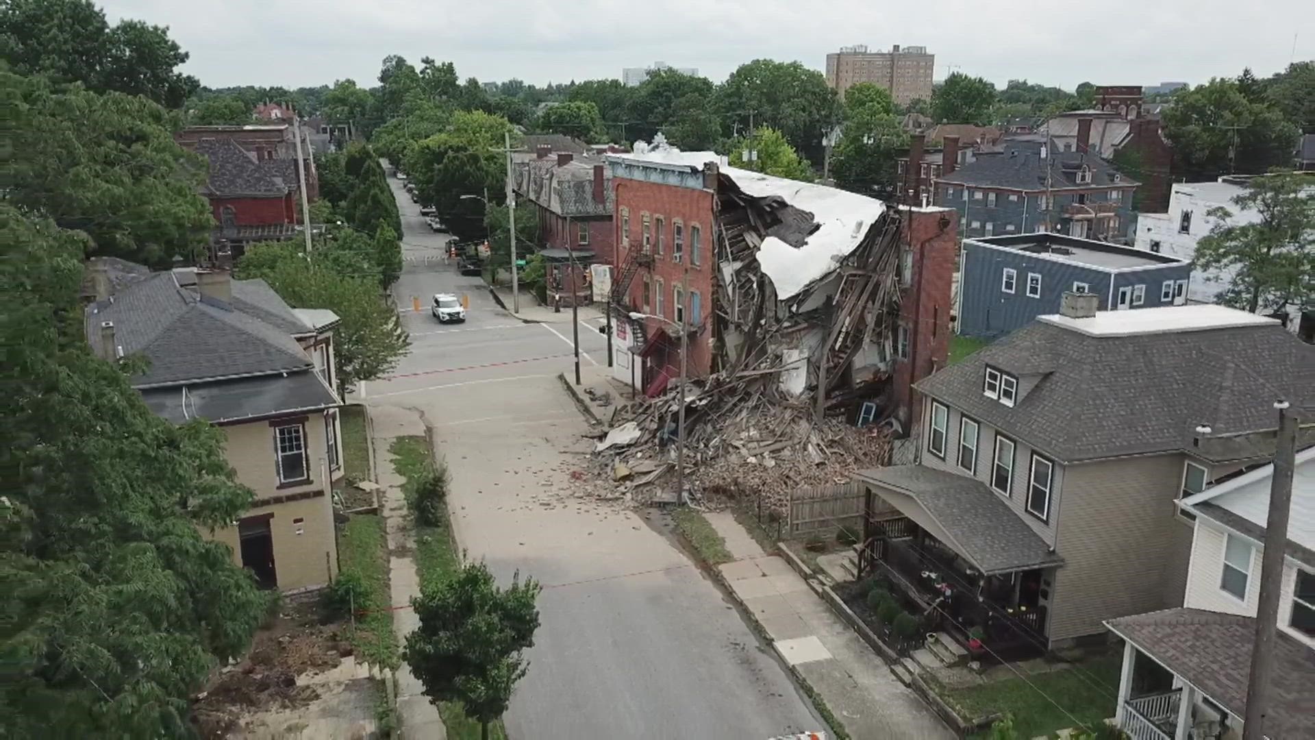 The building collapsed in the king-Lincoln Bronzeville neighborhood on Monday. No injuries were reported.