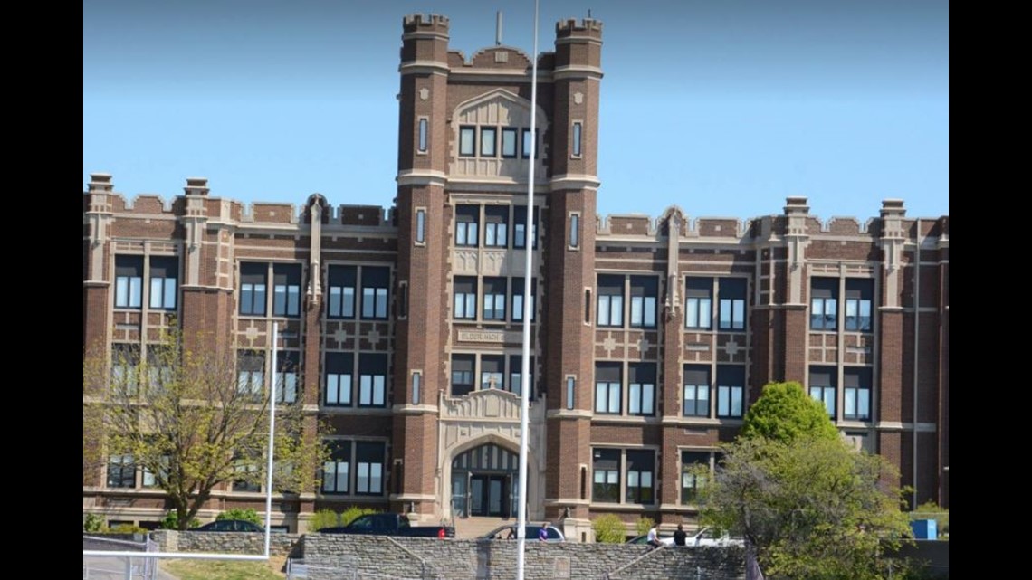 Cincinnati high school visits rival to apologize after racist chants