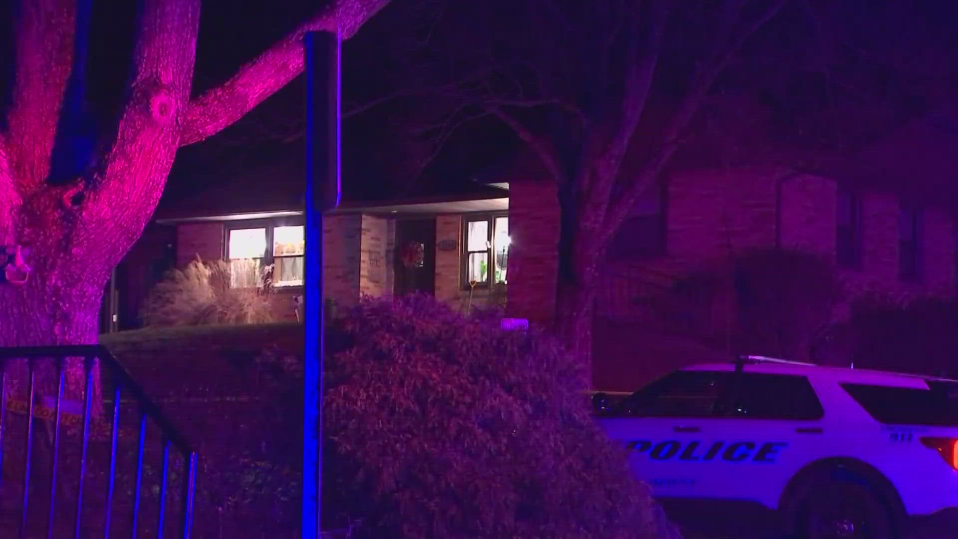 Suspect in custody after 2 men found dead, woman critically injured in ...