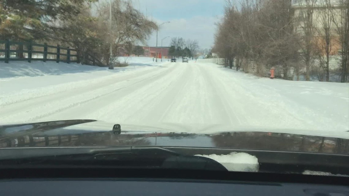 Snow removal Plows hit residential streets in Columbus