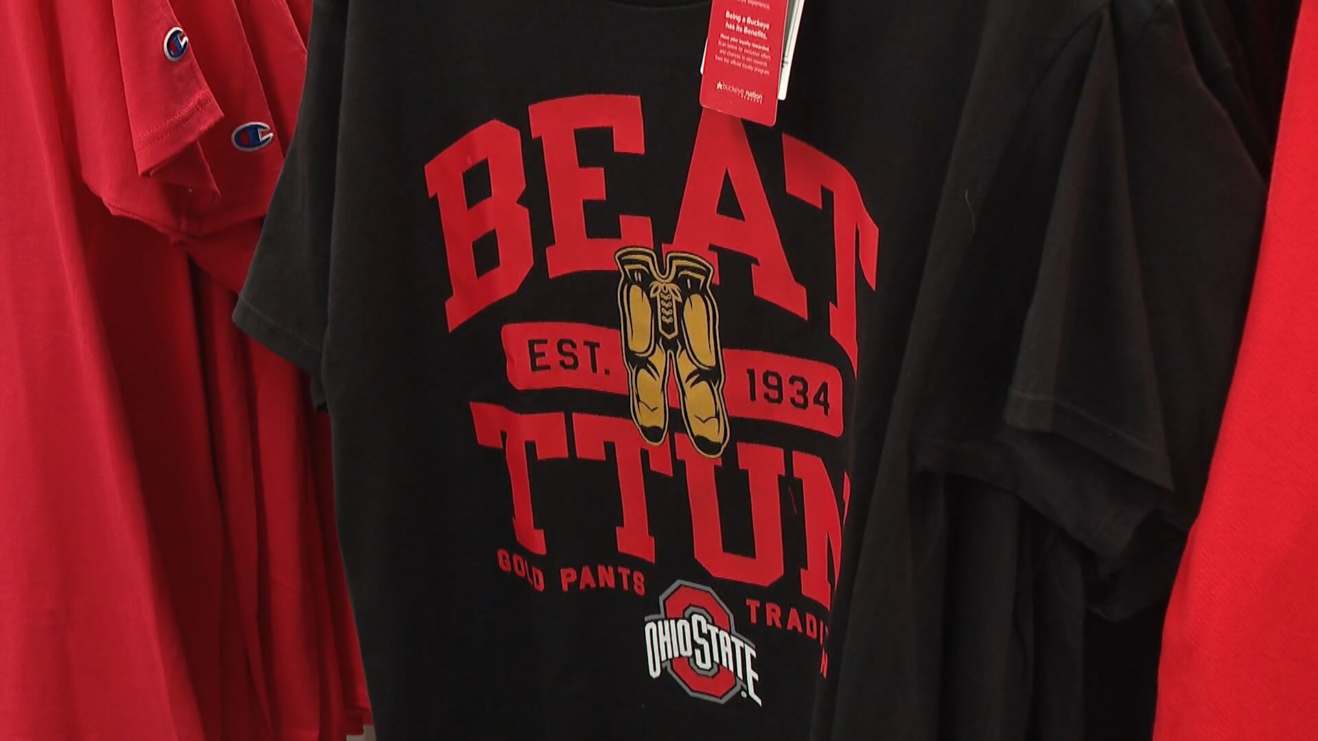 Ohio State vs. Michigan rivalry heats up as fans rally in Columbus and ...