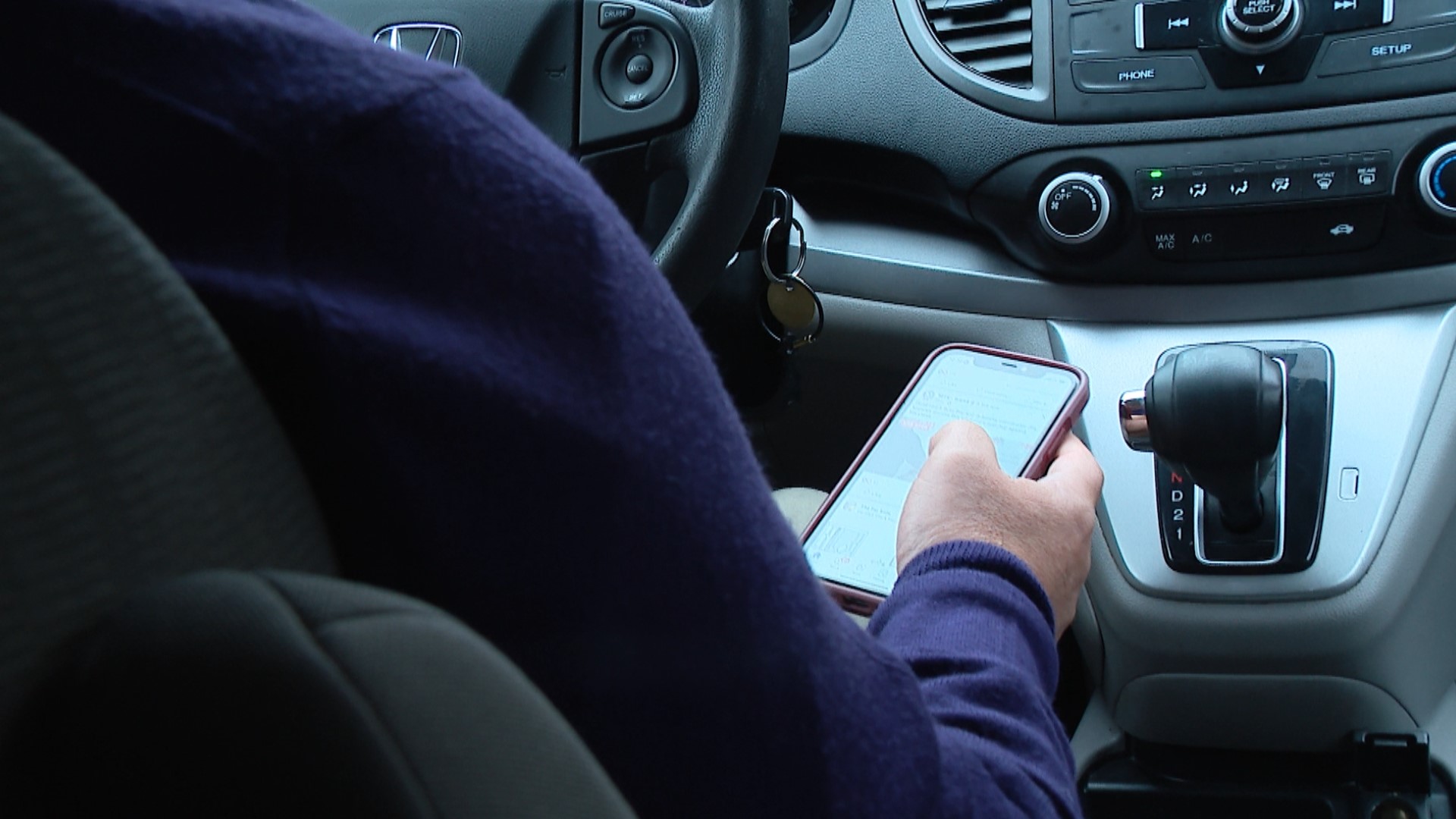 The legislation will allow people to be stopped by police solely for holding or using a cellphone while driving.