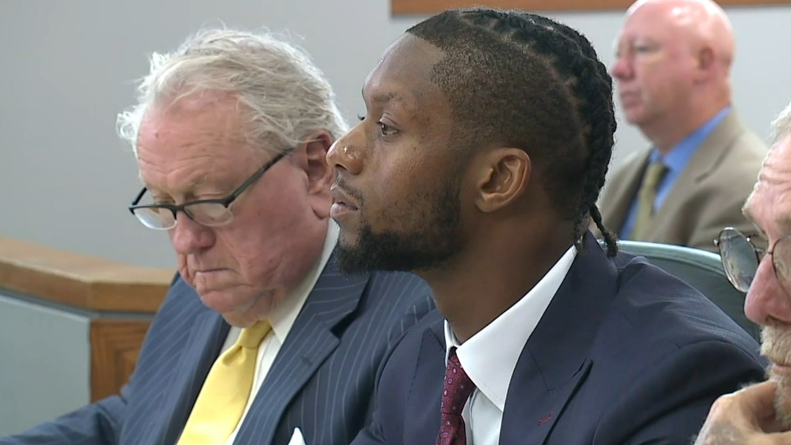 Bengals' Mixon found not guilty of aggravated menacing