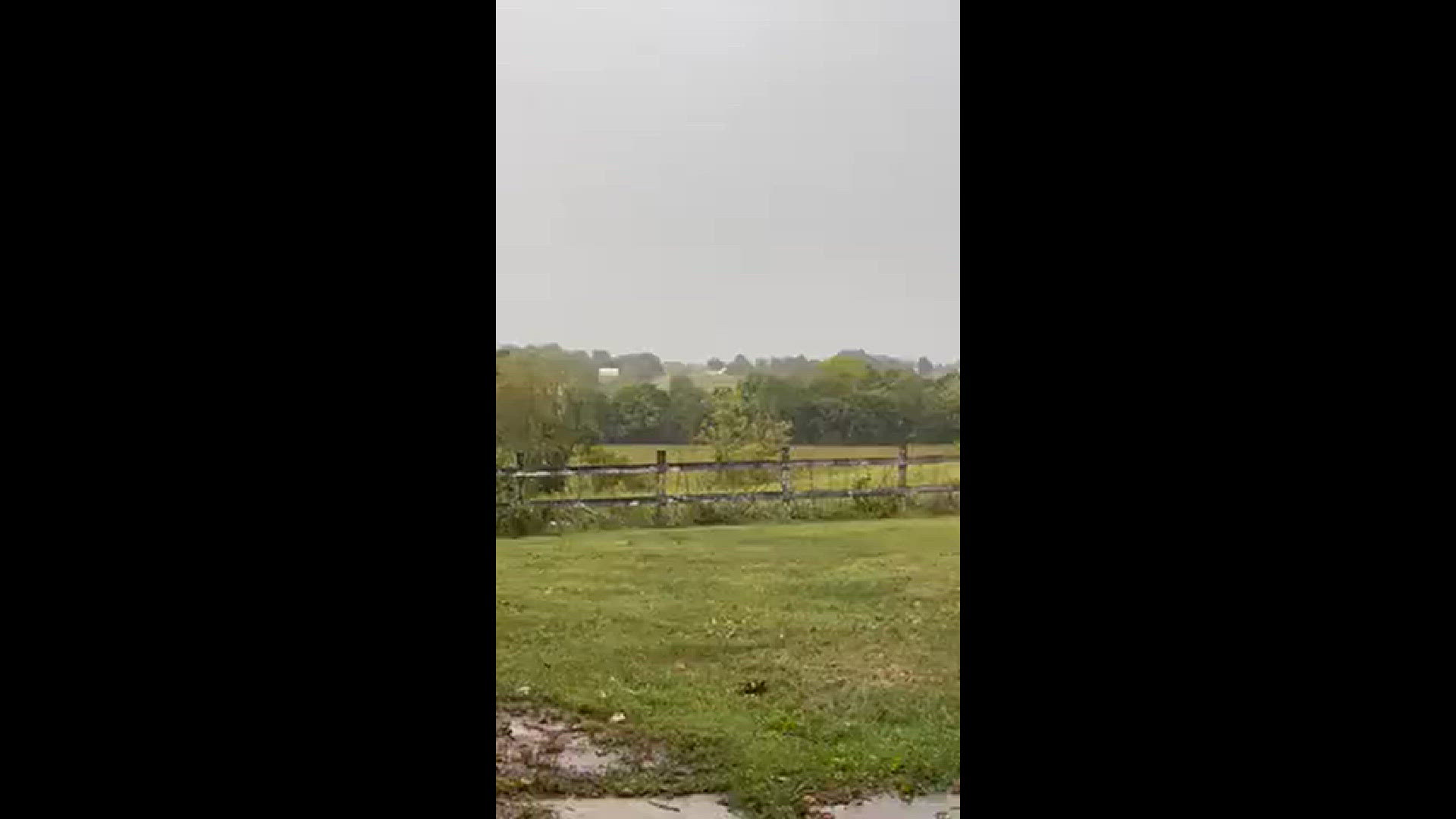 Lightning after the storm 8/17/2024 in Chillicothe, Ohio.
Credit: Holly Clary