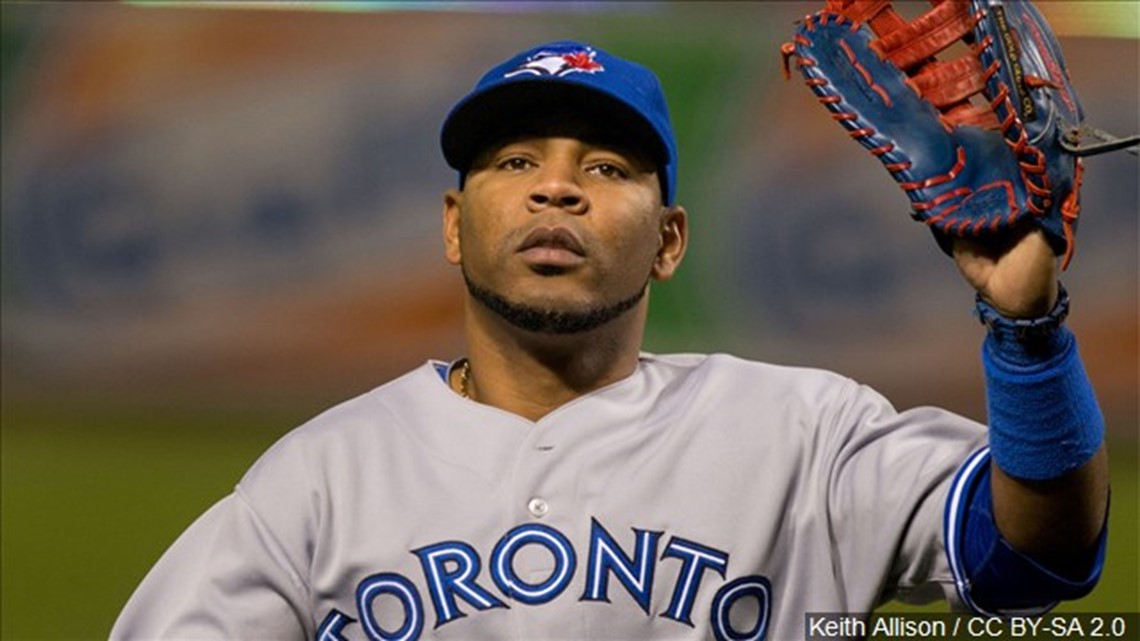 AP source: Indians, Edwin Encarnacion agree to contract