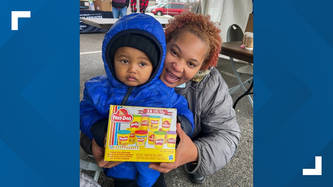 Linden's 'Carols on Cleveland' helps Columbus-area families - Vimarsana News