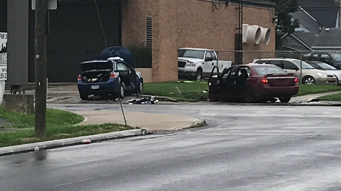 Child, 2 Adults Injured In Columbus Crash | 10tv.com