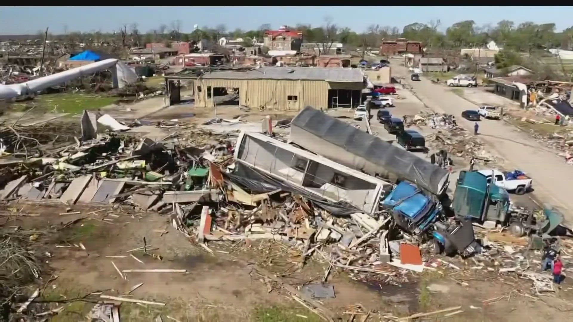 The deadly twister flattened entire blocks, obliterated houses, ripped a steeple off a church and toppled a municipal water tower.