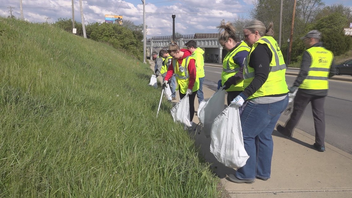 Local organizations come together in Hilltop cleanup efforts - Vimarsana News