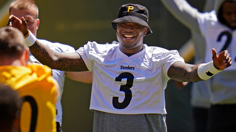 Pittsburgh Steelers QB Dwayne Haskins Jr. Is Remembered 1 Year Later