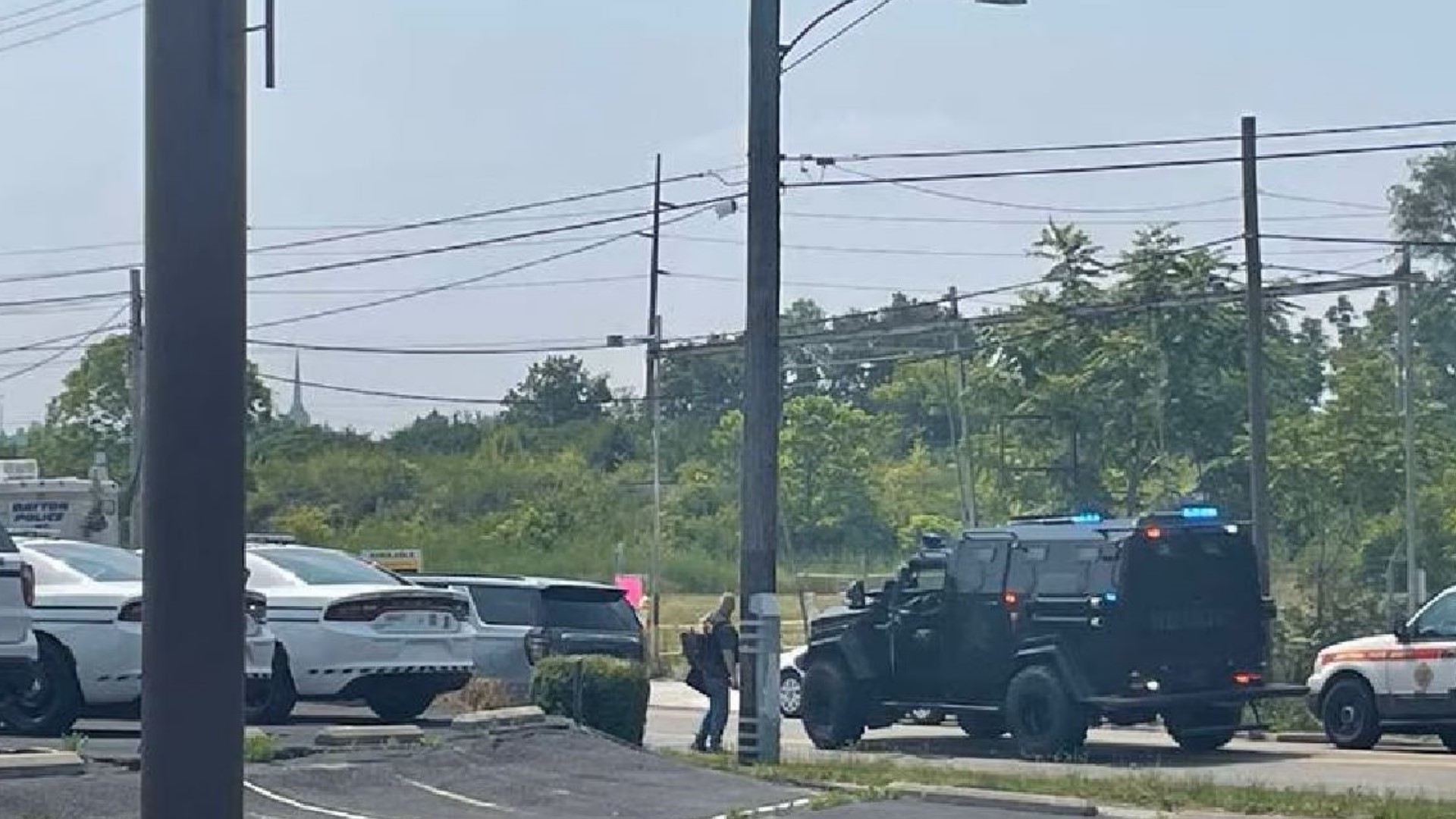 Officers received a call of shots being fired at 11:26 a.m. in the 400 block of Linden Avenue in the Hearthstone neighborhood.