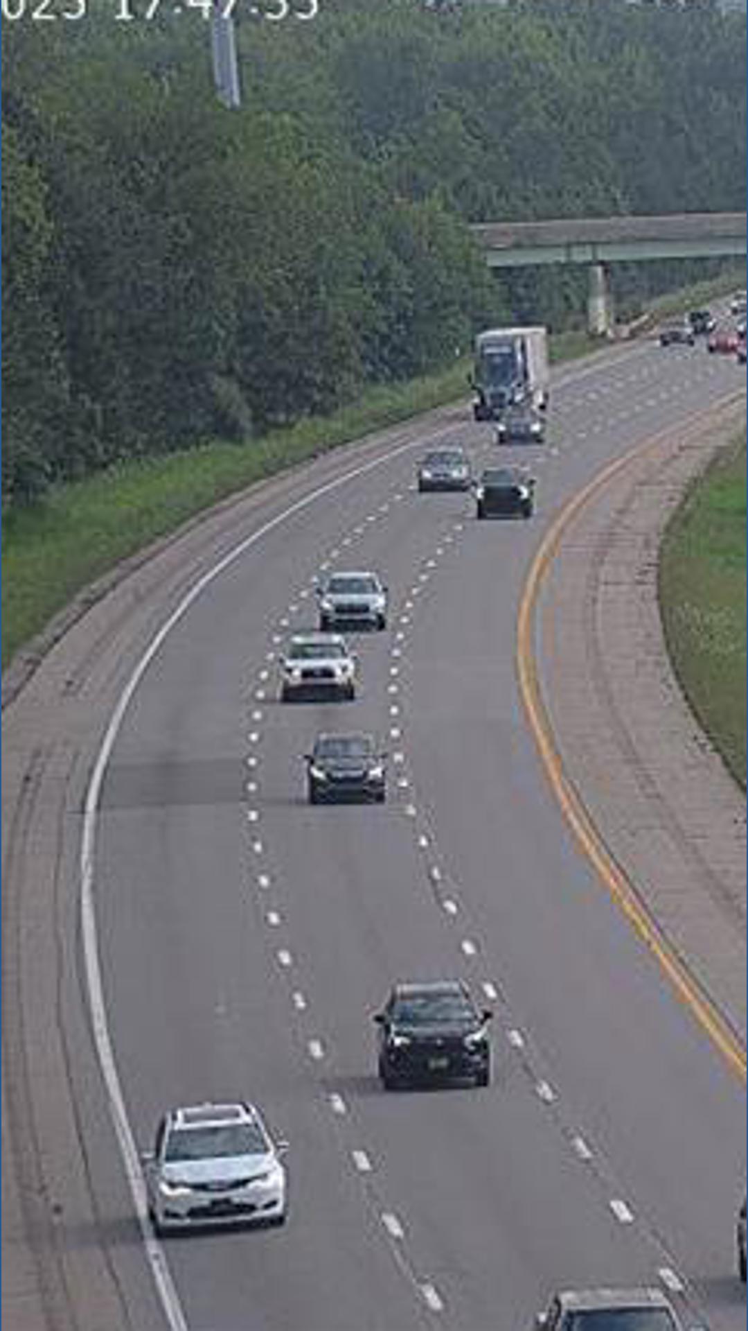 Crash on I-71 South in Delaware County prompts lane closures