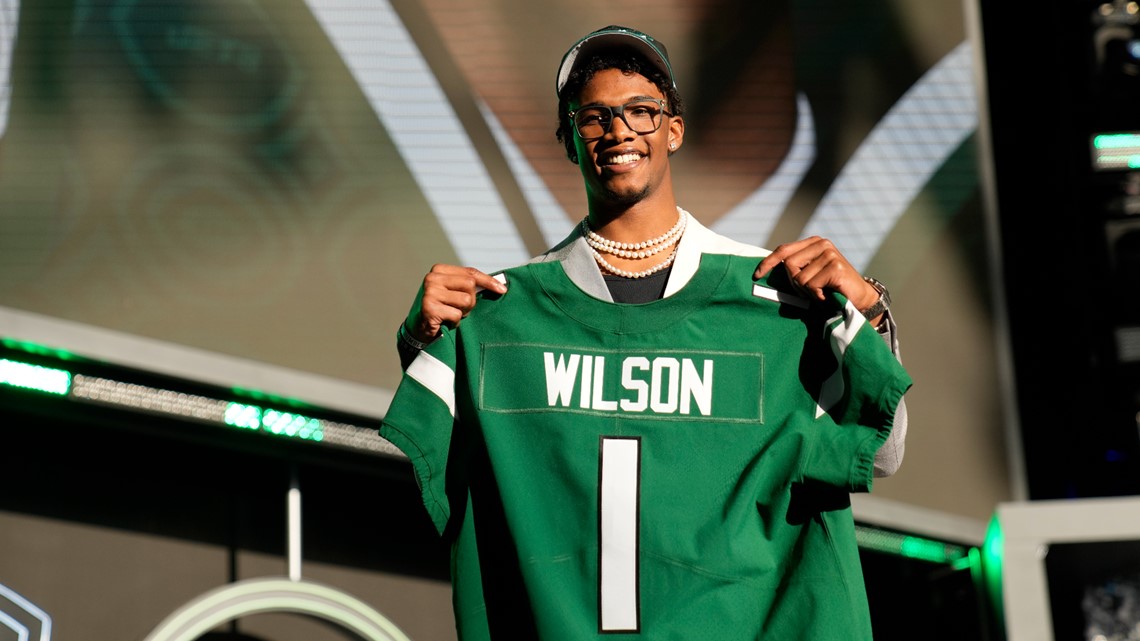 Why Ohio State WR Garrett Wilson Is Perfect For New York Jets Offense -  Sports Illustrated New York Jets News, Analysis and More