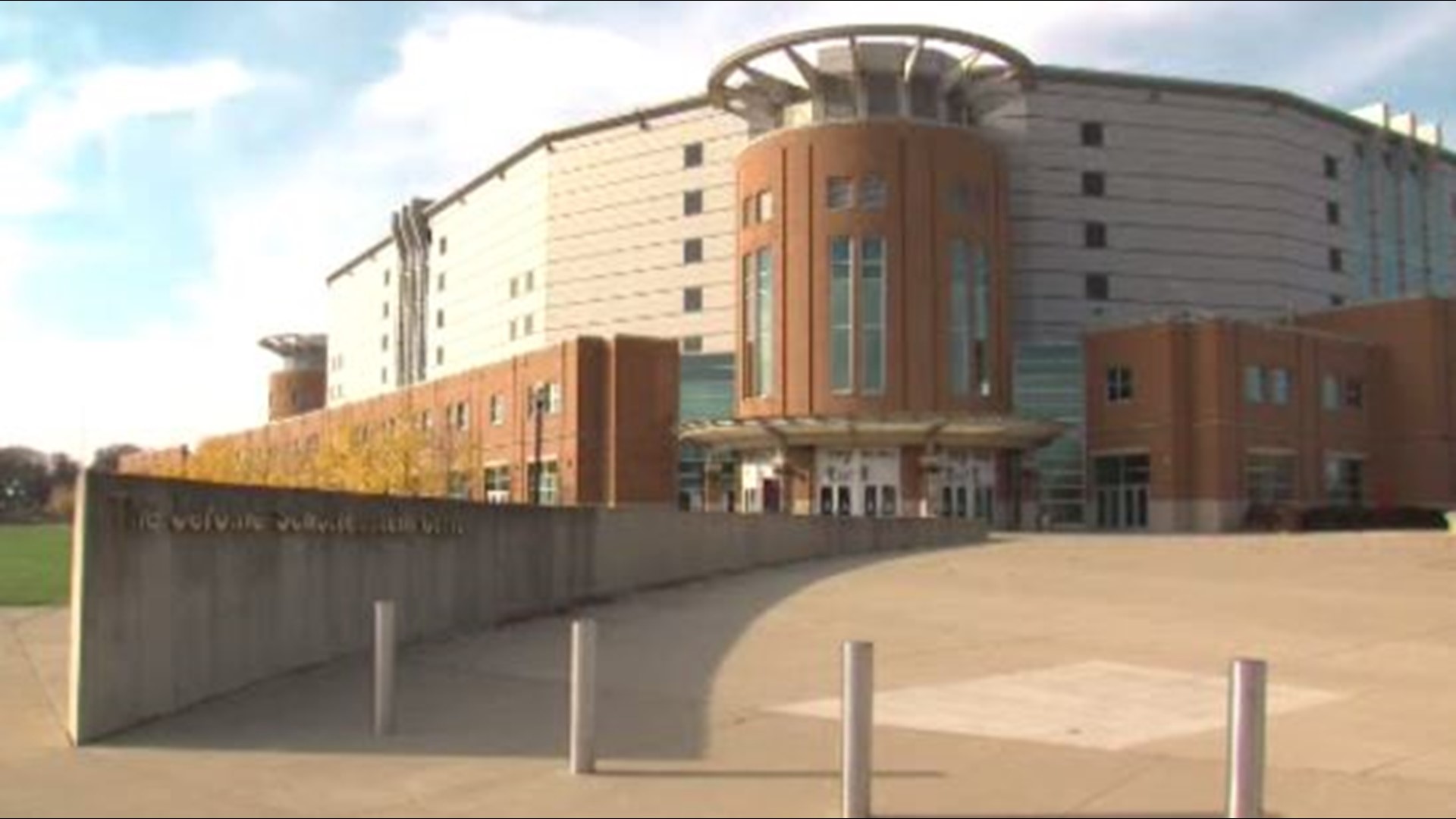 OSU Announces Arena-Wide Alcohol Sales At Schottenstein Center | 10tv.com