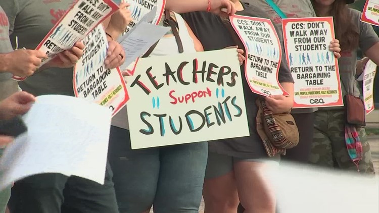 Columbus parents concerned as teachers prepare for potential strike