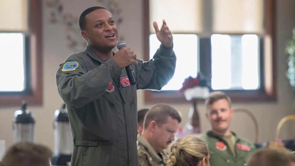 Columbus high school graduate among 6 crew members killed in Iraq plane crash