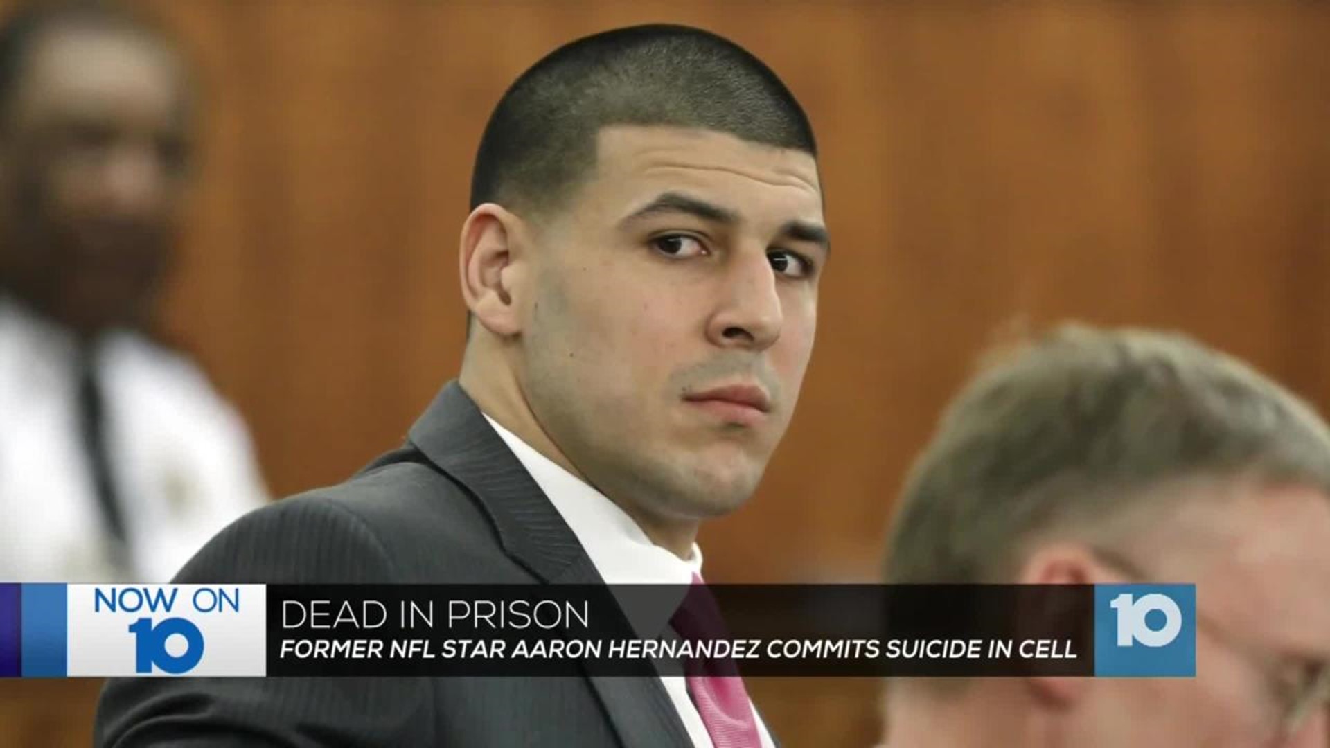 Ex-NFL star Aaron Hernandez hangs himself in his prison cell - Red