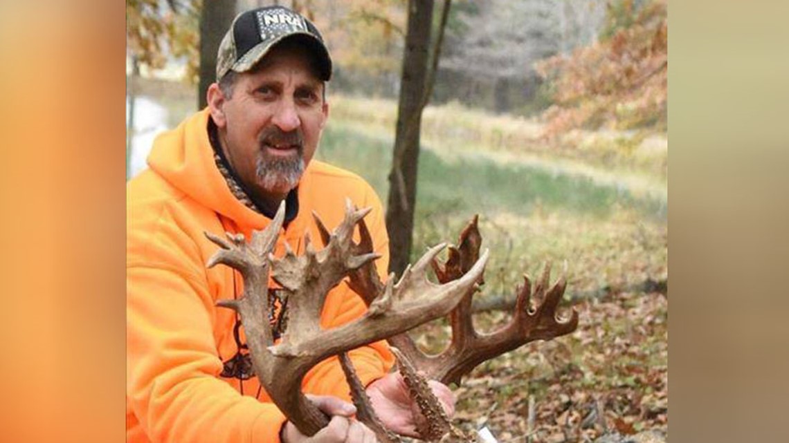 Hunter kills what could be largest buck ever shot in U.S.