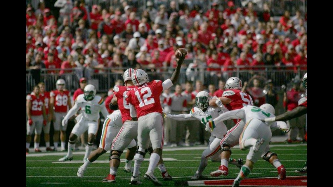 No. 1 Ohio State 38, Hawaii 0: Ezekiel Elliott scores three