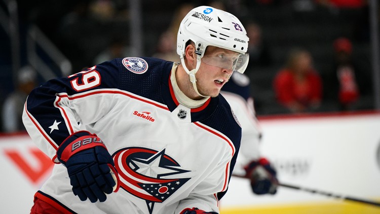Patrik Laine hits the ice again with Blue Jackets after father's