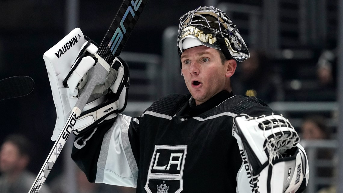 Jonathan Quick, who won two Stanley Cups, traded by Los Angeles Kings