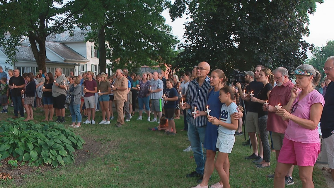 Lithopolis community holds vigil in honor of 9yearold girl killed in