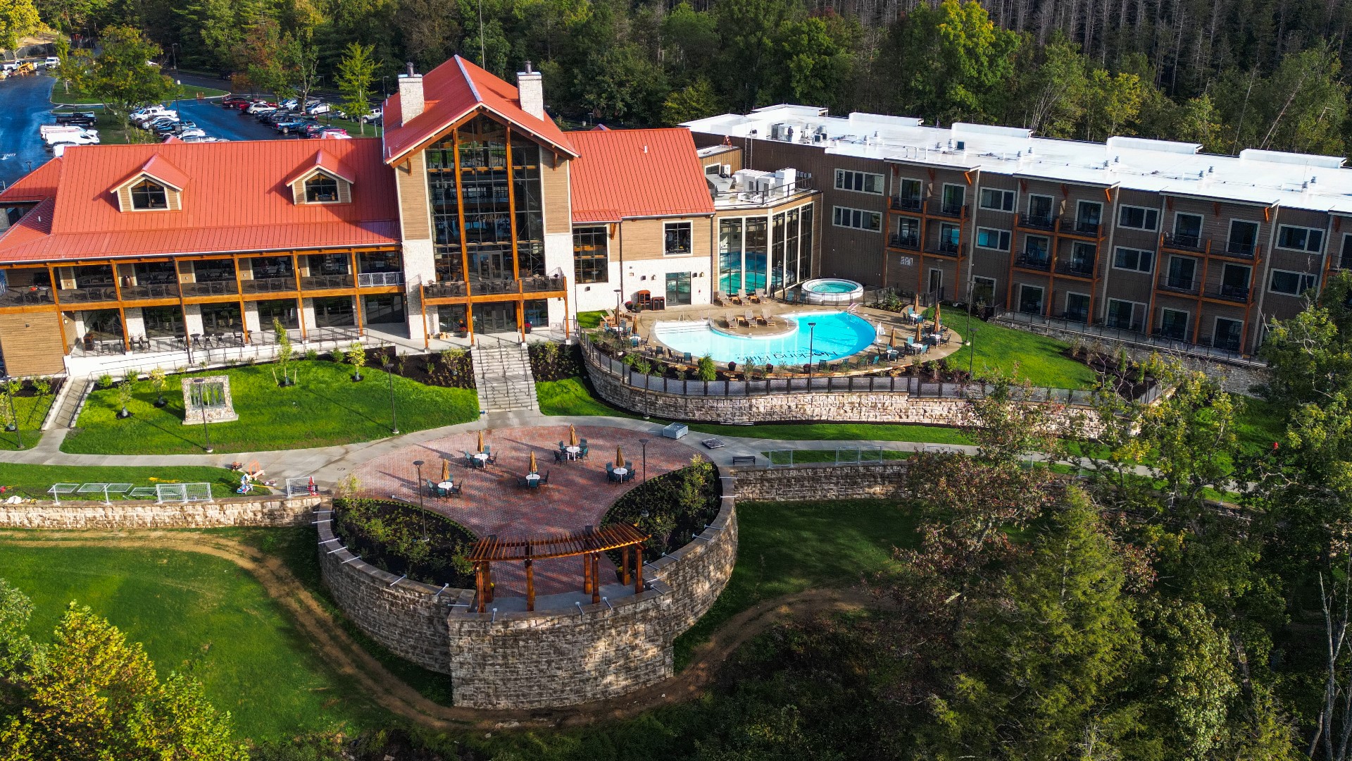 The Hocking Hills State Park Lodge and Conference Center features 81 rooms for guests to stay in, a restaurant, grab-and-go café, pools and more.