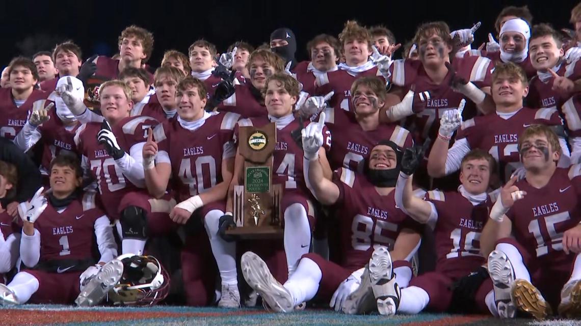 bishop-watterson-football-wins-division-iii-state-title-over-central