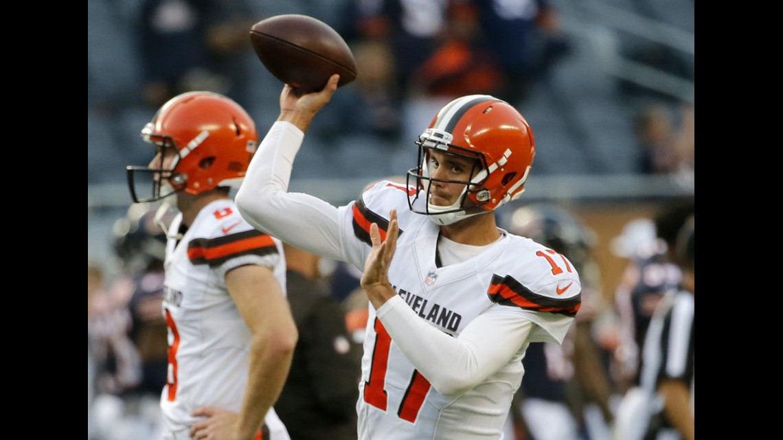 Report: Browns trade starting QB Deshone Kizer