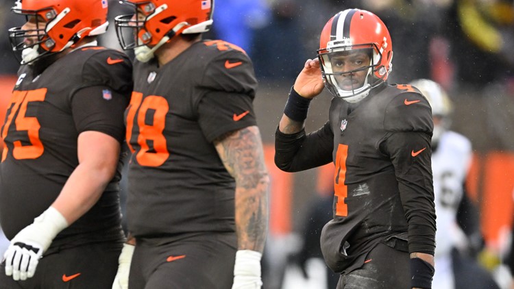 Watson throws TD, wins home debut as Browns defeat Ravens 13-3