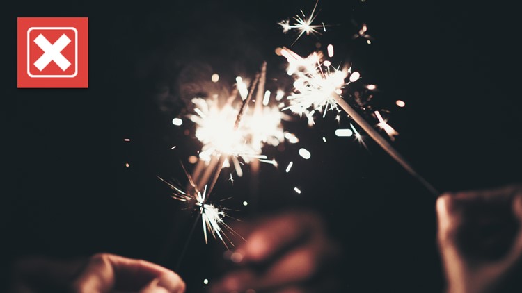 No, you shouldn't use plastic cups to protect your hands from sparklers