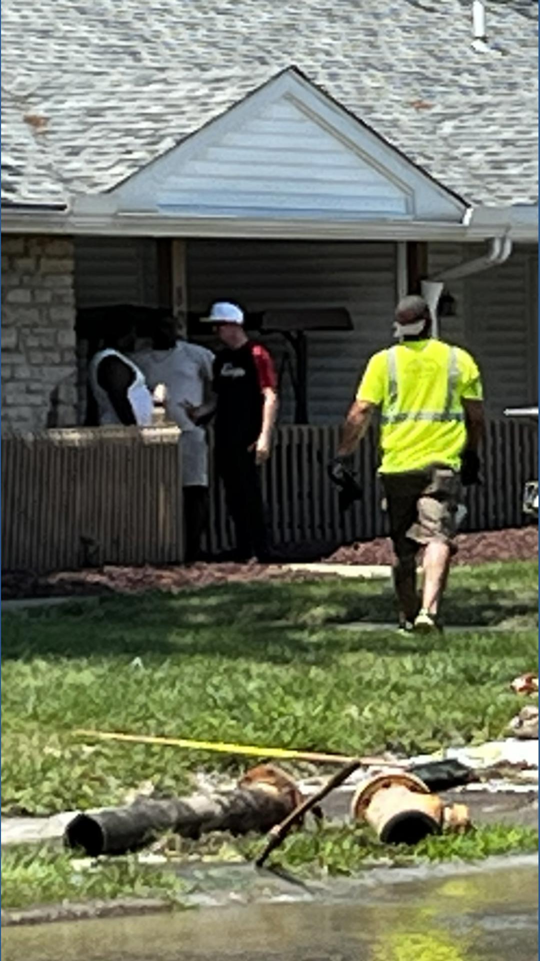 3 injured in Hilltop stolen Kia crash; suspect in custody | 10tv.com