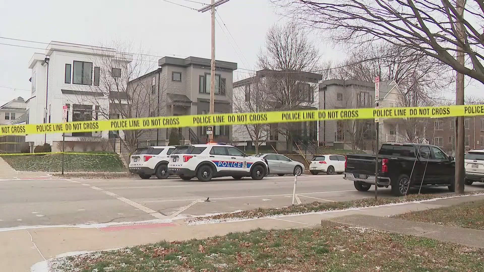 Columbus police looking to identify person of interest in deaths of  Weinland Park couple