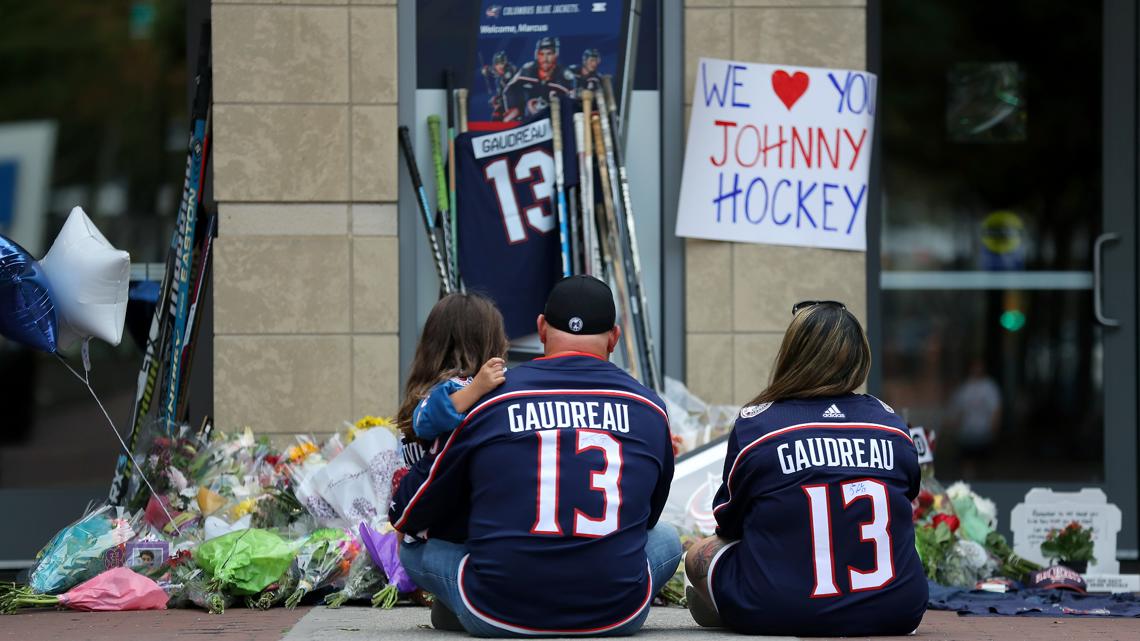 Sudden death of 'Johnny Hockey' means more hard times for beleaguered Blue Jackets