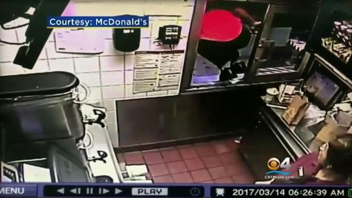 Mcdonalds Employee Jumps Through Drive Thru Window To Help Officer