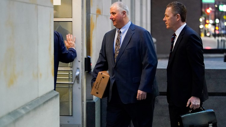 Juror's COVID halts ex-Ohio House speaker's corruption trial