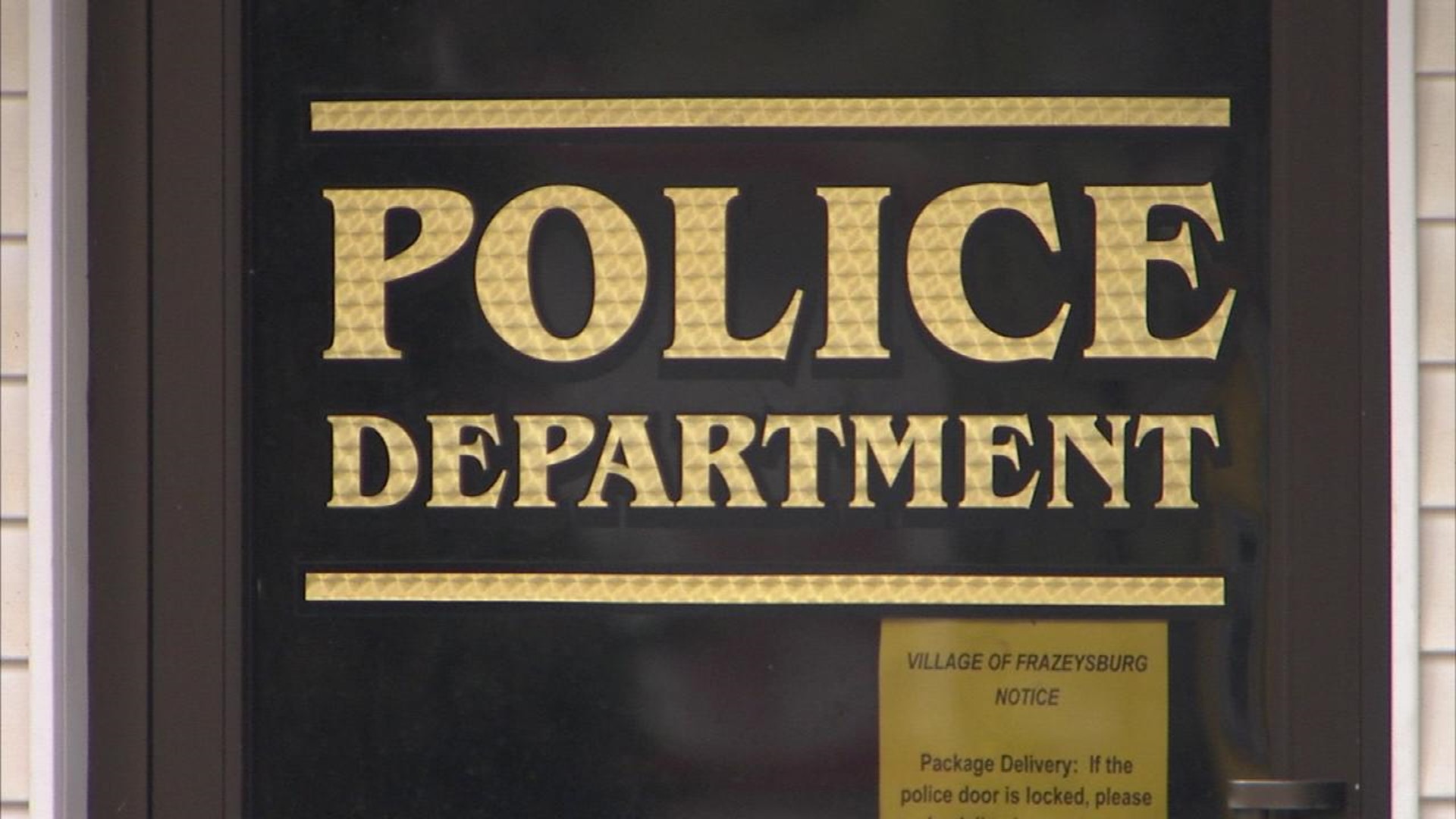 10 Investigates: Troubled Police Back On The Beat In Central Ohio