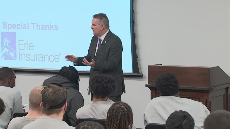 Dom Tiberi visits Ohio State football team to deliver 'Maria's Message'