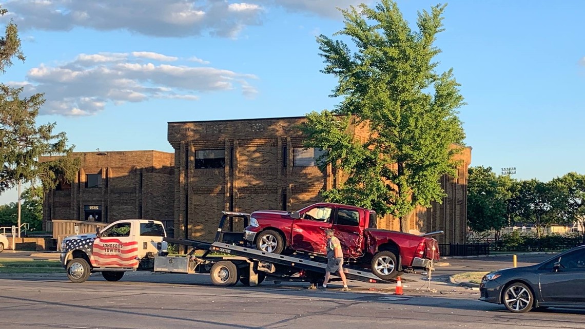 CPD: 1 Critical, 1 Stable Following Crash In Northwest Columbus | 10tv.com