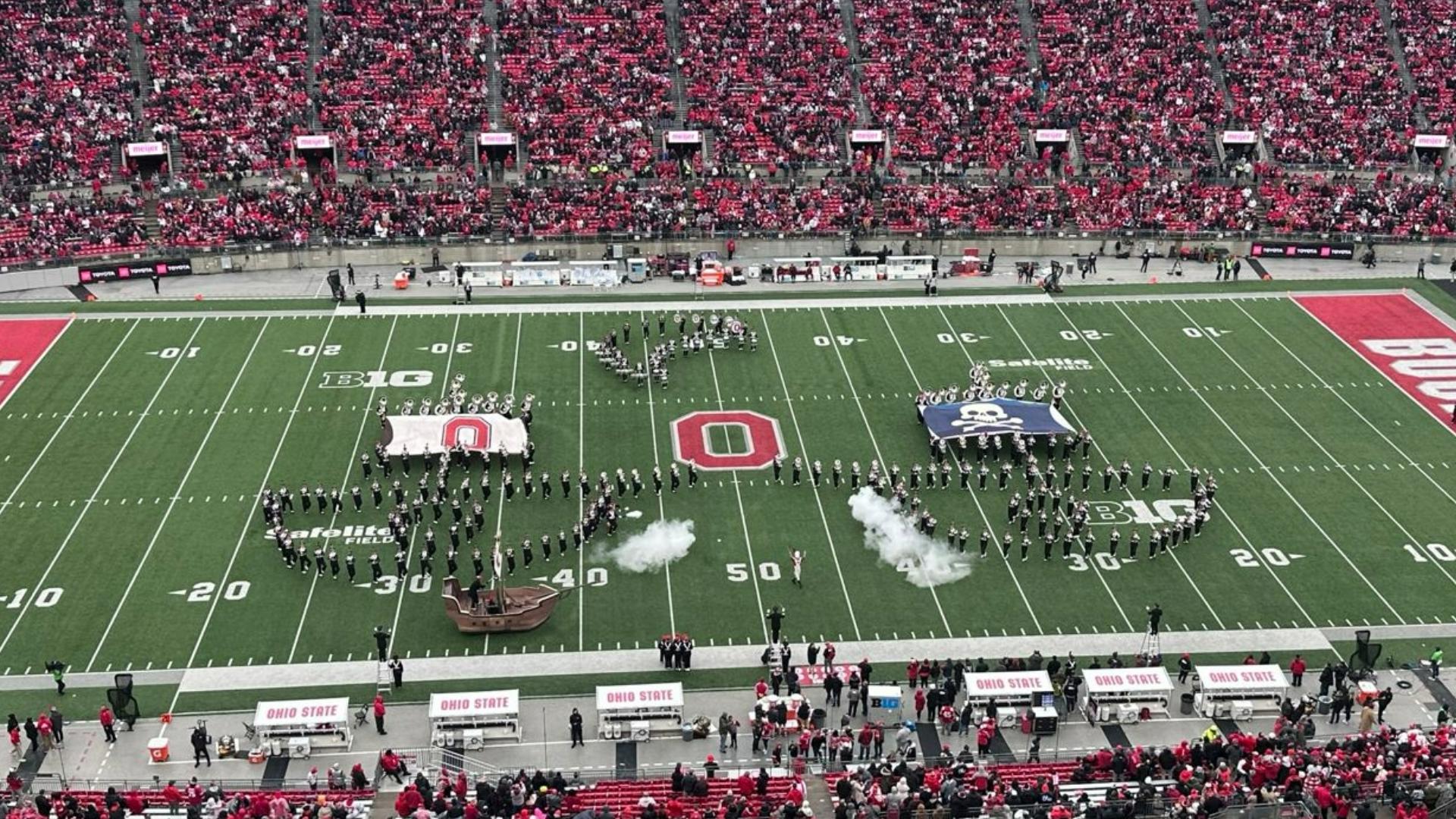 It's a pirate's life for The Best Damn Band in the Land as they sailed across the 'Shoe Saturday for their halftime performance.