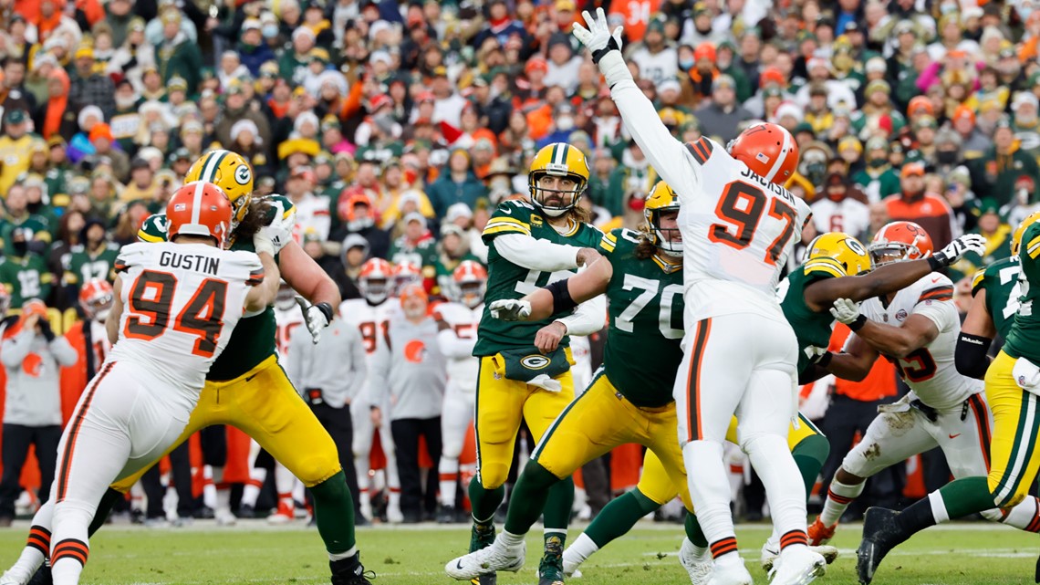 Browns fall to Packers 24-22 on Christmas Day.