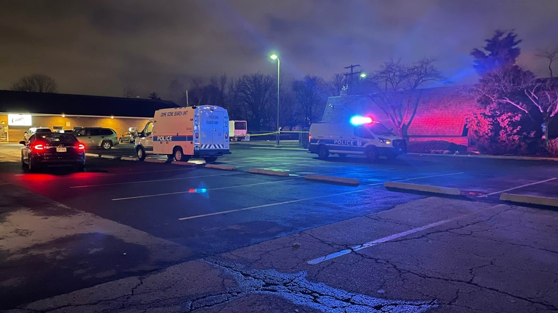 CPD 3 injured following shooting outside of Hilltoparea bar