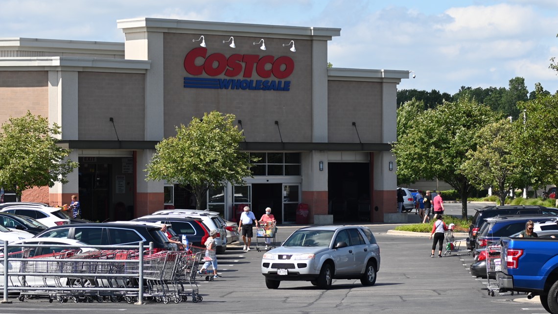 Costco is raising starting wages to 17 an hour