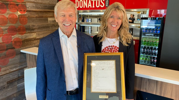 Donatos Pizza reopens original Thurman Avenue location as part of 60th birthday celebration